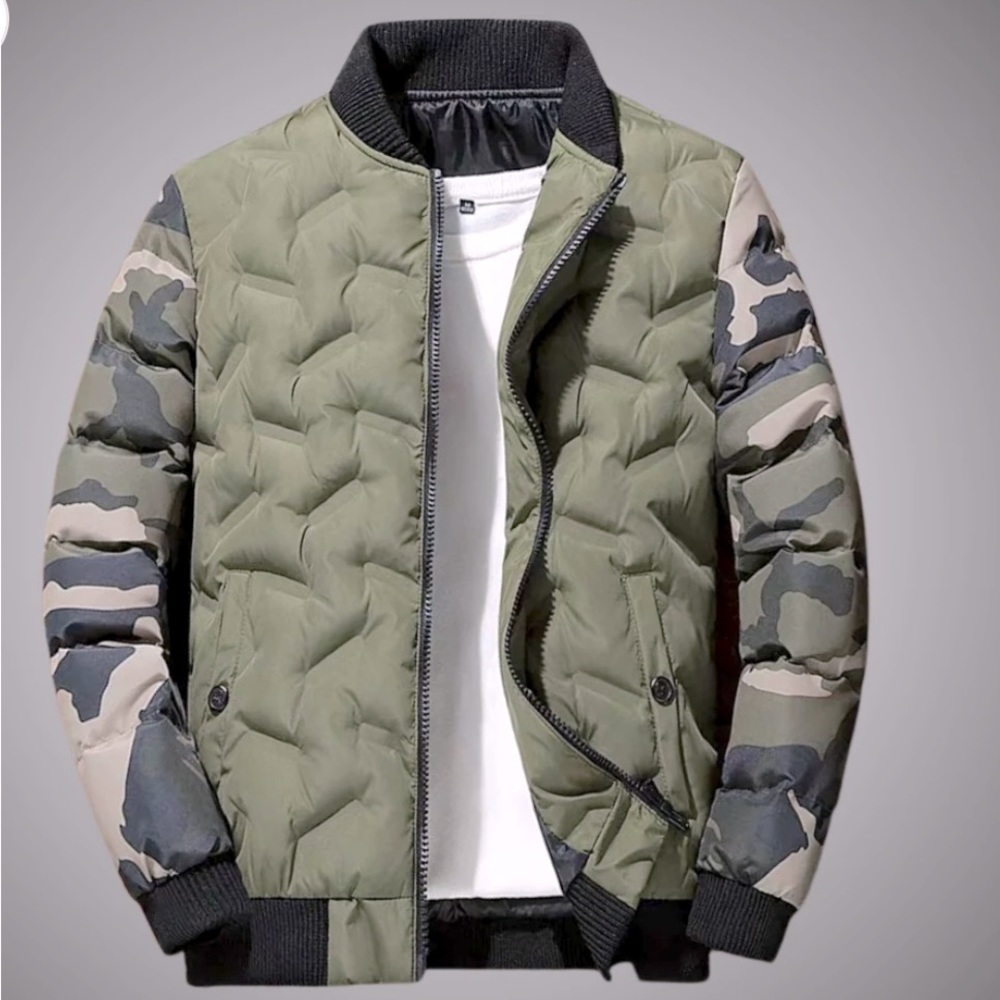 NWT Limitsix Gevino Camo Bomber Jacket green in size Medium.
